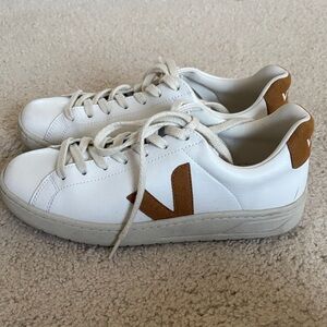 Veja White Leather Sneakers with Brown Suede V